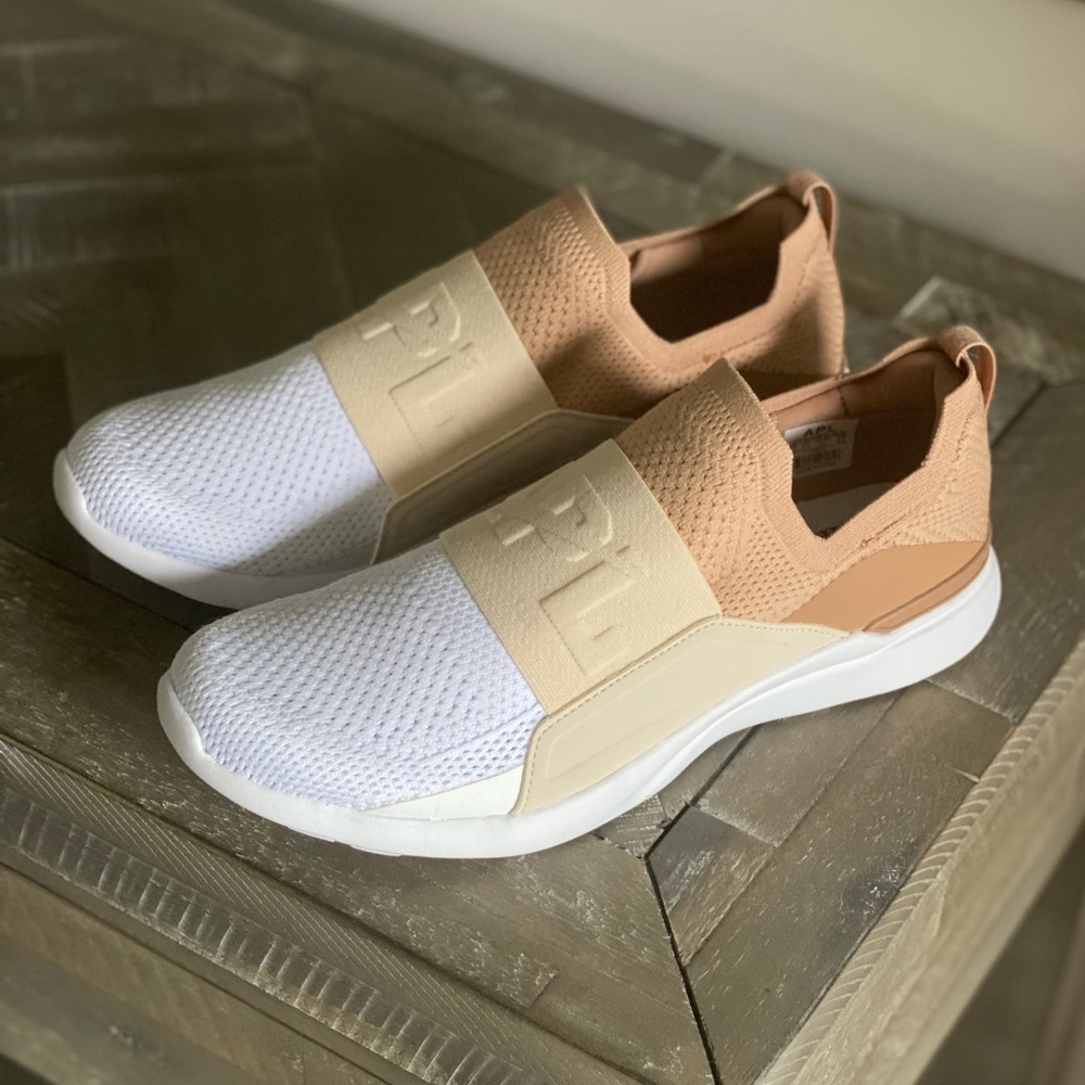 APL- Women's TechLoom Bliss (CARAMEL / WARM SILK / WHITE)